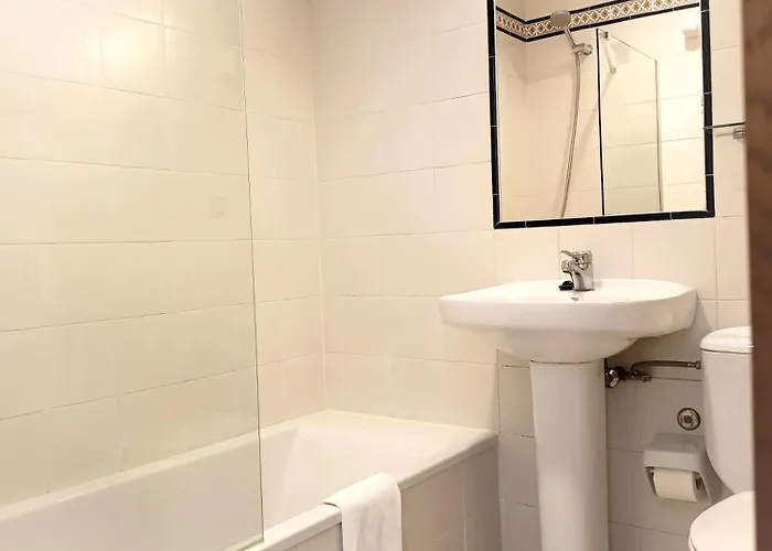 Konukevi Libredon 3*